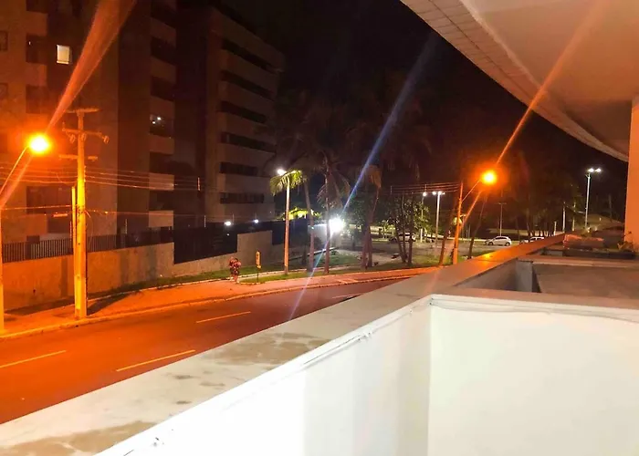 Nautillus - 107 - N-07: Ape Espacoso E Estiloso A Beira Mar